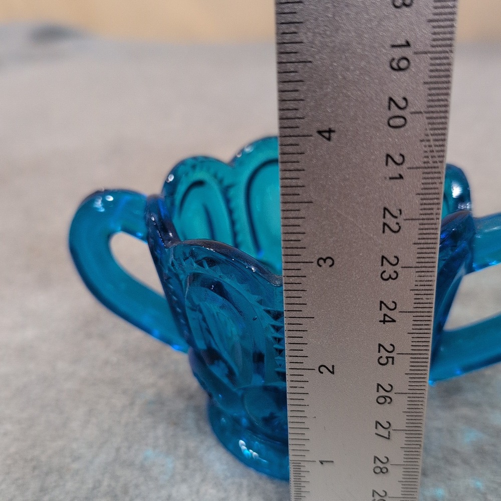 Vintage Blue Glassware Set Moon and Star Sugar Bowl & Scalloped Swirl Bowl Aqua - Picture 8 of 9